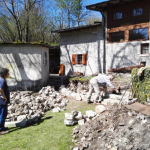 Tamar: lavori di costruzione del nuovo muretto